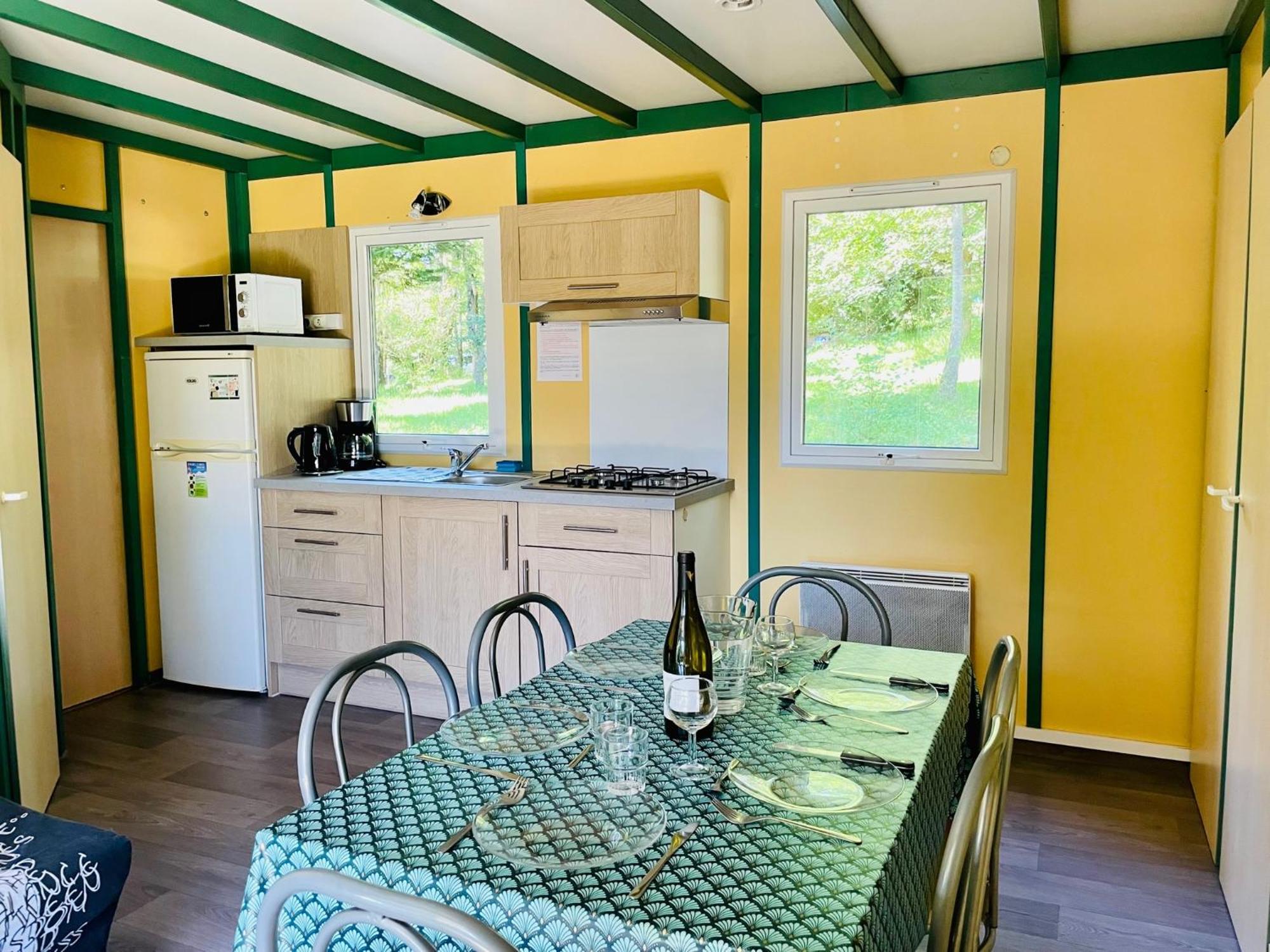 Flower Camping La Pibola Camon  Exterior photo